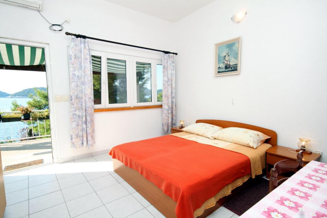 Apartments By The Sea Ubli, Lastovo - 8354 Uble Exteriör bild